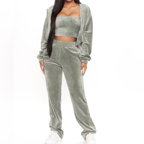 Fashion Nova Pants - Fashion Nova Valerie 3 Piece Velour Pant Set - Olive sz xl